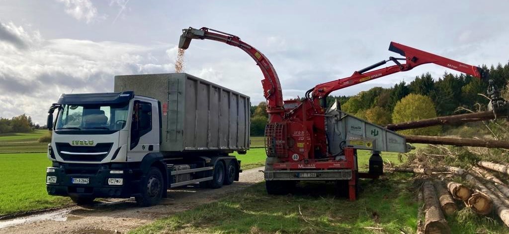 Lohnhacken direkt beim Kunden